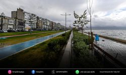 Kordon'daki fırtına duvarı deniz taşkınını engelledi