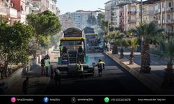 Efeler’de Doğu Çevre Bulvarı asfaltla yenileniyor