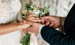 Evlenecek çiftlere geri ödemesiz 500 bin lira destek