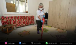 Gaziemir’de dayanışma büyüyor: Evler ücretsiz temizleniyor