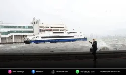 İzmir’de deniz ulaşımında sefer iptalleri başladı