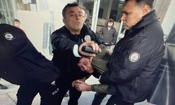 Büyükşehir Belediye Başkanı'na saldırı girişimi