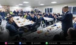 Başkan Tugay, mesaiye emekçi ile başladı