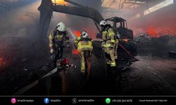 Torbalı'daki fabrika yangını kontrol altına alındı