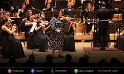 İzmir Oda Orkestrası ve Hande Küden’den müzik ziyafeti