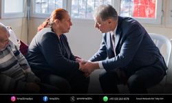 Başkan Tugay'dan şehit pilot Bolat'ın ailesine ziyaret