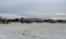 Türk Hava Kuvvetleri'nden Kıbrıs Adası'nda eğitim uçuşu