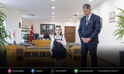 4 yaşından beri İstiklal Marşı’nı ezbere okuyor