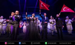 İzmir'de Çanakkale Zaferi "Uyan Memet" ile anıldı