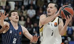 Anadolu Efes evinde ASVEL engelini aşamadı