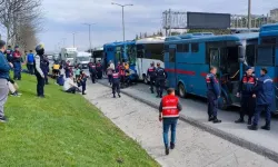 4 cezaevi sevk aracı kaza yaptı