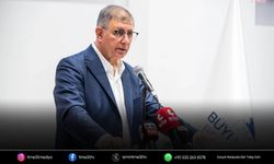 Başkan Tugay'dan AK Partili vekillere: Siz olmasaydınız ne değişirdi?