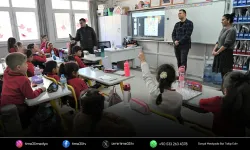 Başkan Eşki sınıfta ders anlattı