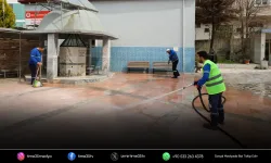 Buca’daki ibadethanelerde bayram temizliği