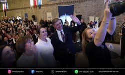 İzmir'de kadınların gücü "103 Yıllık Cesaret" zirvesinde vurgulandı