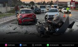 Kemalpaşa’da zincirleme kaza: 3 kişi yaralandı