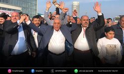 İzmir Pazarcılar Odası'nda zafer yine Hamdin Erişen'in