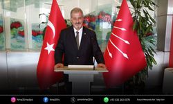 CHP İzmir’de Disiplin Kararı: Özdemir Sökmen partiden ihraç edildi