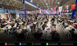 İftar sofraları Balçova ve Narlıdere’de binlerce yurttaşı buluşturdu