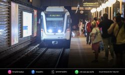 İzmir'de ulaşım zamları Meclis'ten geçti