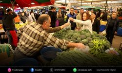 Karşıyaka’da pazar yerlerinde kesici alet satışı yasaklanıyor