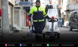 Konak’tan temizliğe pratik çözüm: Filler görev başında