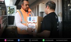 Kuşadası Belediyesi ailelere gıda desteğini sürdürüyor