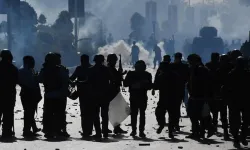 Pakistan'da sokağa çıkma yasağı ilan edildi