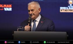 Binali Yıldırım İzmir’den seslendi: "Dünya bir belirsizlik sürecinden geçiyor"