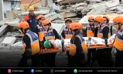 İzmir'de 'afeti' çocuklar yönetti