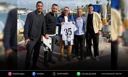 Altay’dan Ata Demirer’e anlamlı hediye