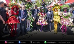 Bayındır Çiçek Festivali renkli kortejle başladı