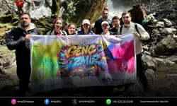 Efes Mimas Yolu’nda bahar yürüyüşü