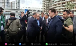 Özel İzmir'de milletvekilleriyle bir araya geldi