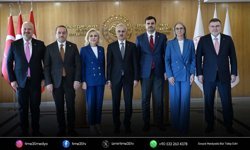 AK Parti İzmir heyeti Ankara’da projeleri görüştü