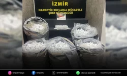İzmir’de 156 bin sentetik hap ele geçirildi