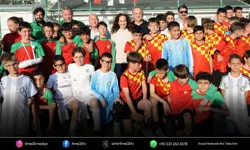 Karşıyaka’da bayram coşkusu sahalarda yaşanacak