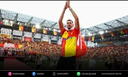 Göztepe'de Lis'e Lech Poznan kancası