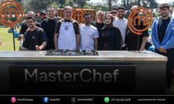 Tugay şeflerle buluştu, lezzetleri vatandaşlara sundu