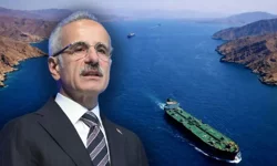 Türk gemileri için tahliye sürüyor