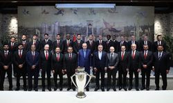 Şampiyon Galatasaray Cumhurbaşkanlığı’nda ağırlandı