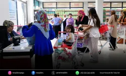 Bornova’da bayram öncesi sosyal destek güçlendi