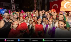 Konak’ın Halk Oyunları Şenliği 20. yıl gururu yaşattı