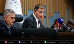 Tugay'dan belediye başkanları toplantısında dikkat çeken sözler