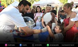 Bornova'da çocuklar yazı Büyükpark'ta karşıladı