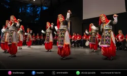 Bornova’da ritim ve halk dansları rüzgarı