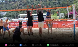 Menderes’te plaj voleybolu heyecanı
