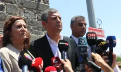 Özgür Özel: Binaları geride bıraktık, yürüyoruz