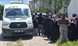 Piknikte tartıştığı eşini bıçaklayarak öldürdü
