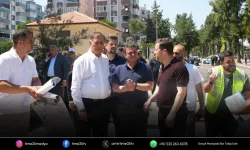 Başkan Tugay asfalt çalışmalarını yerinde inceledi